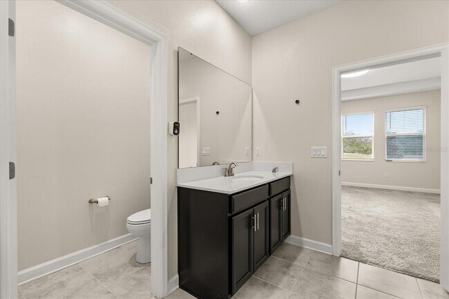 Building Photo - 2357 Camden Park Ave