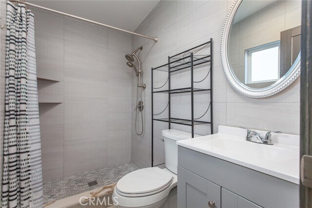 Building Photo - 9502 Laurel Canyon Blvd