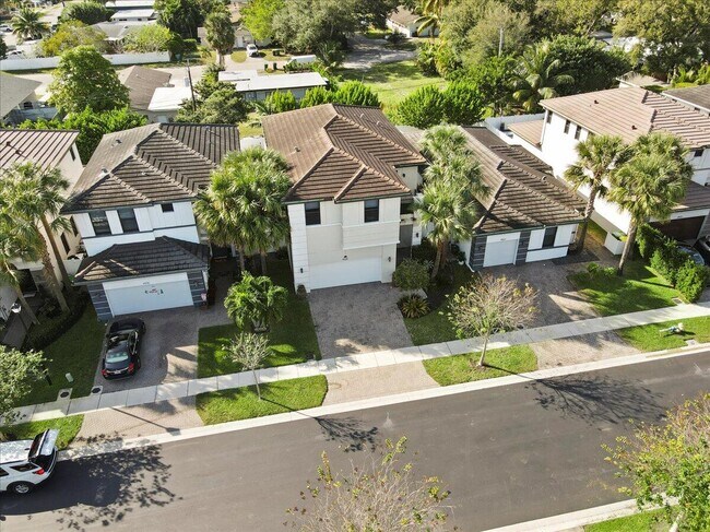 Building Photo - 4931 Whispering Way