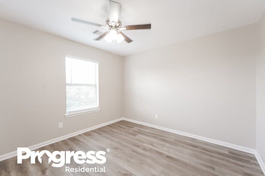 Building Photo - 20714 Tayman Oaks Dr