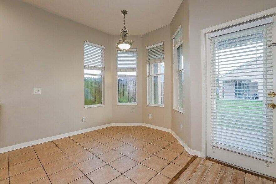 Building Photo - 403 Durham Shore Ct