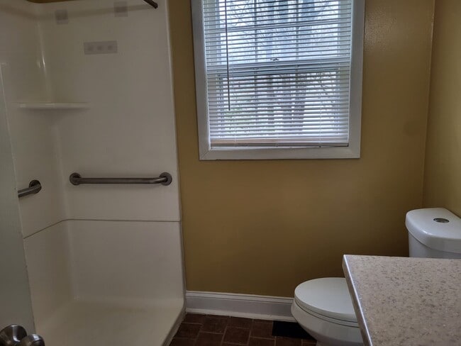 Building Photo - 3914 Mc Vay St SW