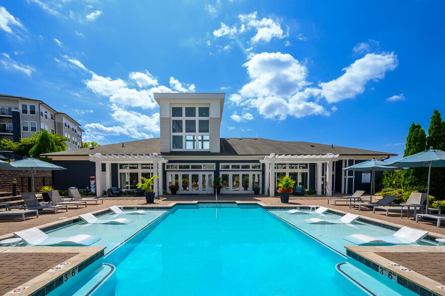 Building Photo - Palisades at Manassas Park