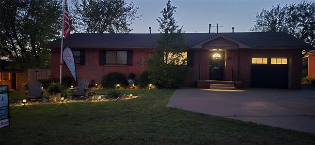 Building Photo - 1409 S Blvd