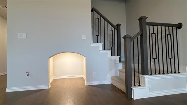 Building Photo - 3033 Burwick Ln