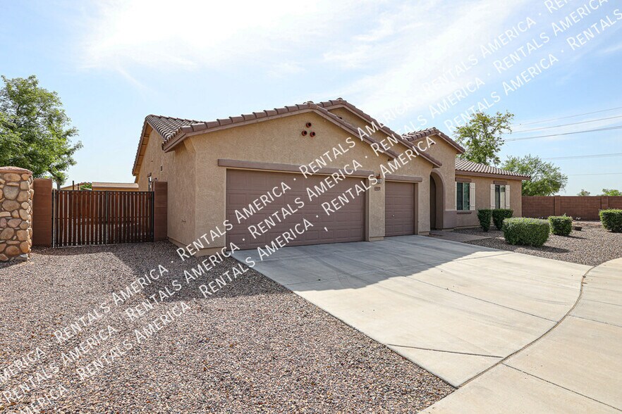 Primary Photo - 5907 S 56th Dr