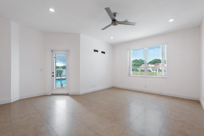 Building Photo - 23390 Torre Cir