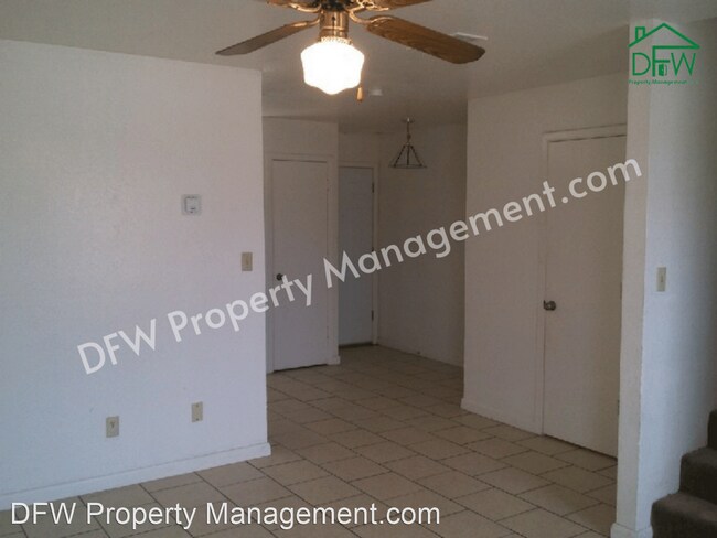 Building Photo - 2 br, 1.5 bath Apartment - Walnut Apartmen...