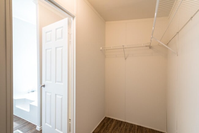 Building Photo - 10115 Berrybriar Ln