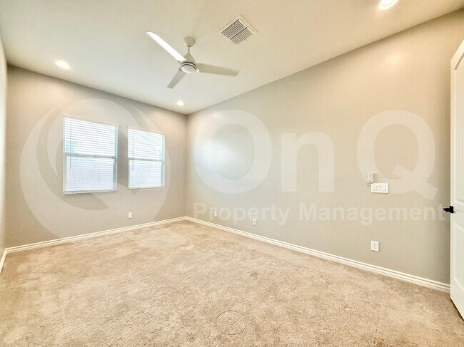 Building Photo - 22903 E Thornton Rd