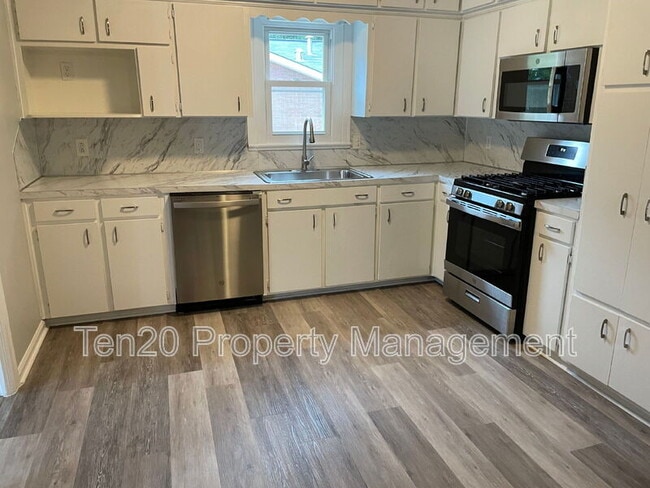 Building Photo - 4120 Canady St