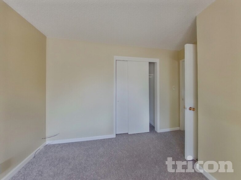 Building Photo - 1965 Windsor Way