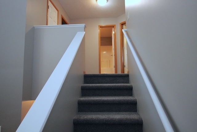 Building Photo - 8931 Broken Spoke Dr