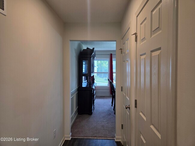 Building Photo - 108 Strawberry Fld Dr
