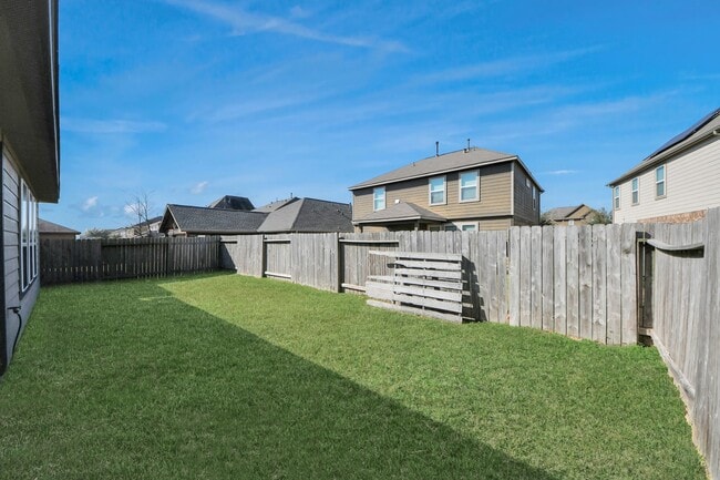 Building Photo - 8227 Pastel Dawn Trce