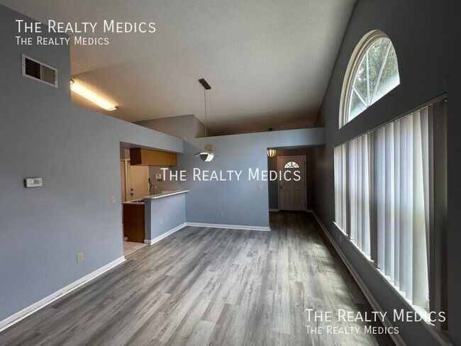 Building Photo - 3117 Bridgeford Dr