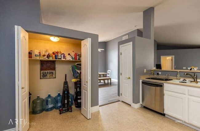 Building Photo - 1225 Pebble Beach Dr