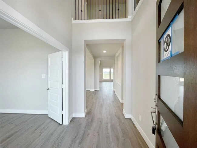 Building Photo - 3514 Gore Creek Dr