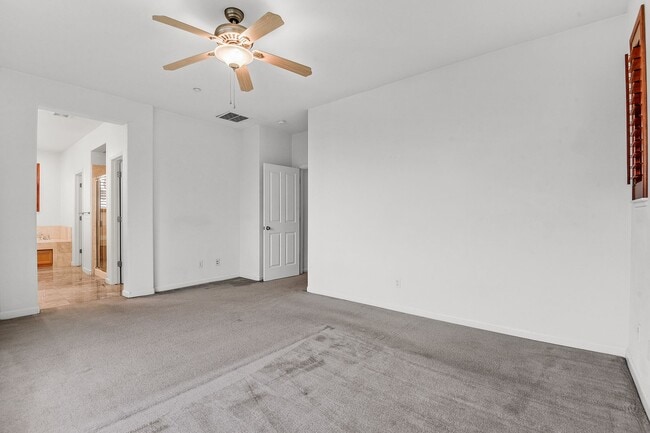 Building Photo - Magnificent home in San Bruno