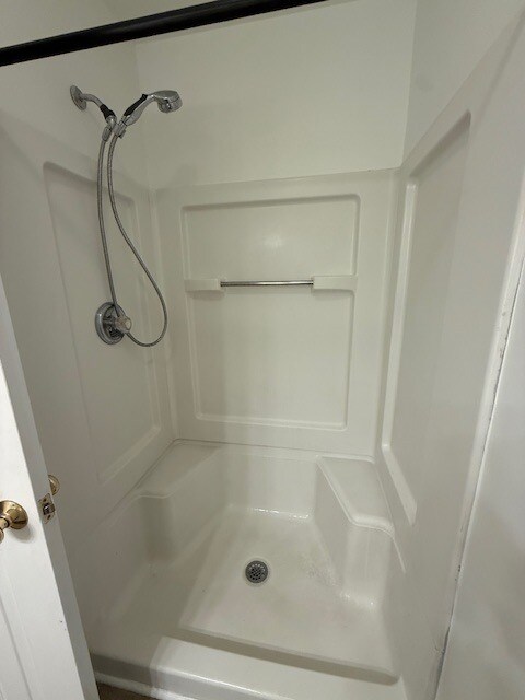 Building Photo - 5000 Lawndale Dr