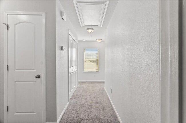 Building Photo - 208 Callahan Ln