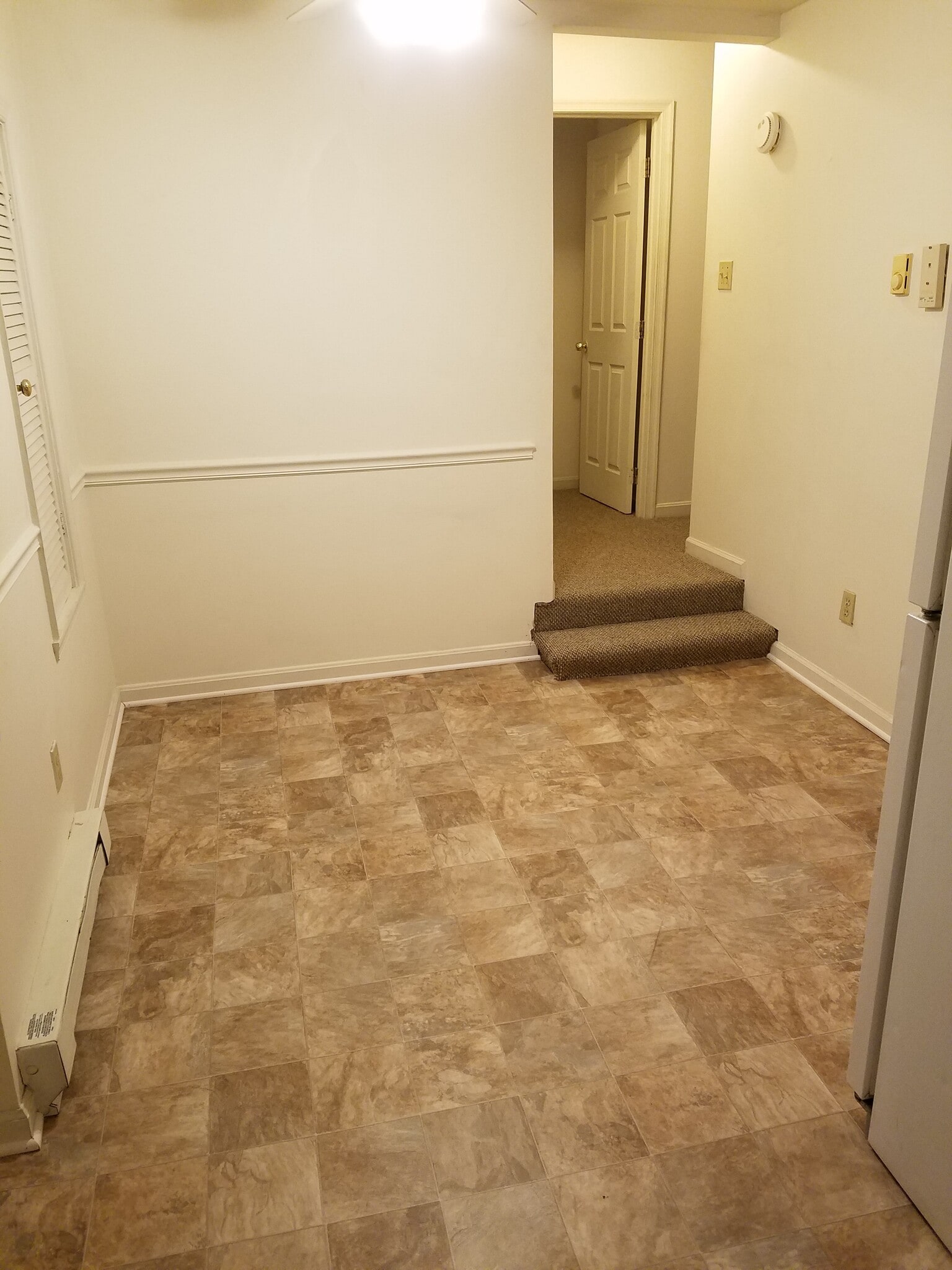 APT D dining room - 82 E Main St