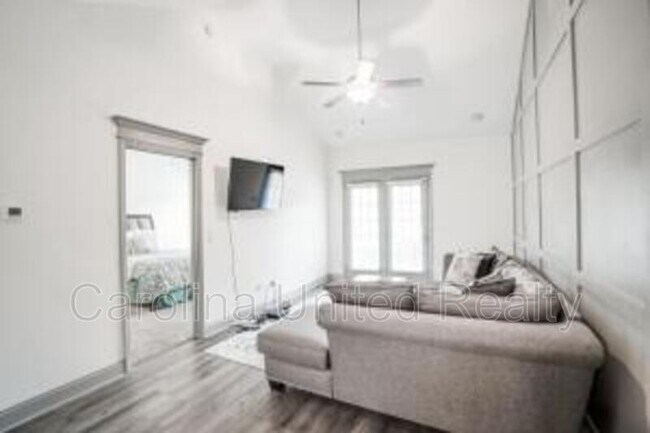 Building Photo - 2439 Sequoia Trail