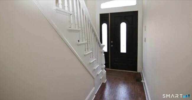 Building Photo - 16 Haviland St