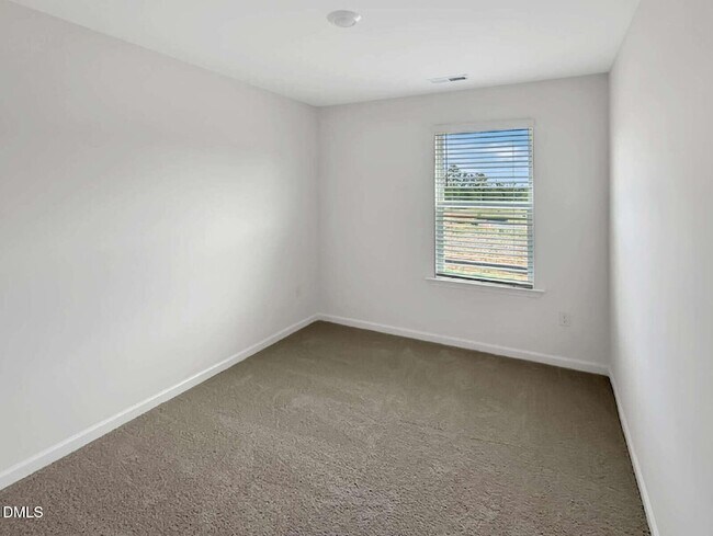 Building Photo - 108 Clementine St