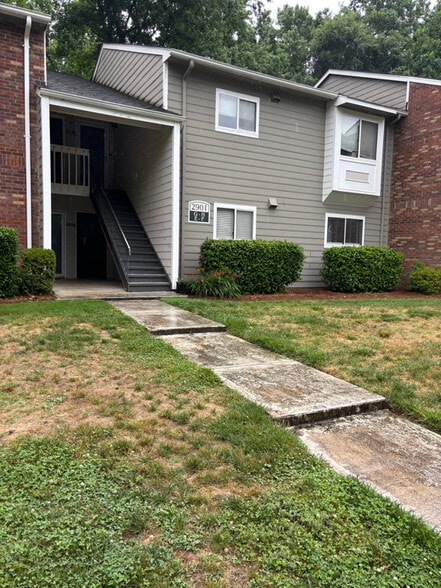 Building Photo - 2901 Heathstead Place