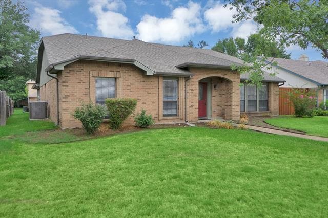 Primary Photo - 6804 Beeman Dr