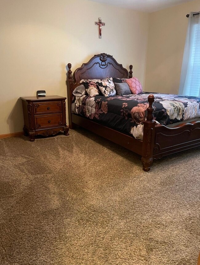 Building Photo - 316 Tall Grass Dr