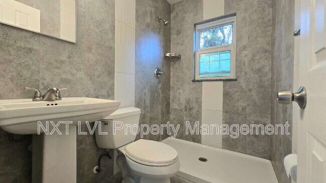 Building Photo - 240 W Mariana Ave