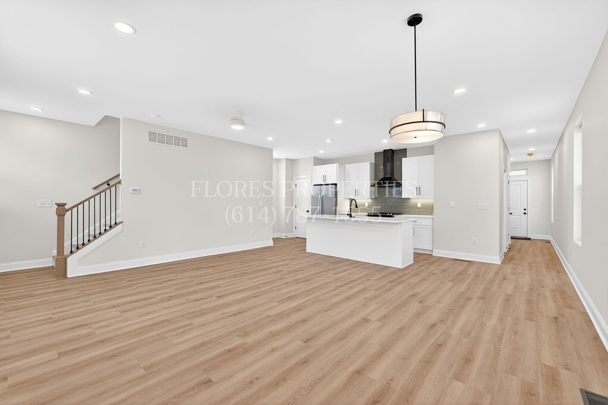 Building Photo - 696 S 22nd St