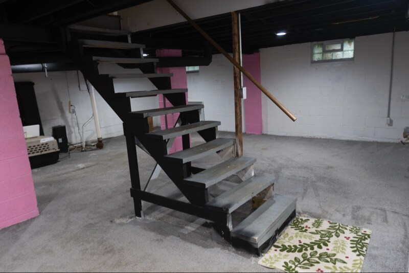 Building Photo - 2245 Sagamore Rd