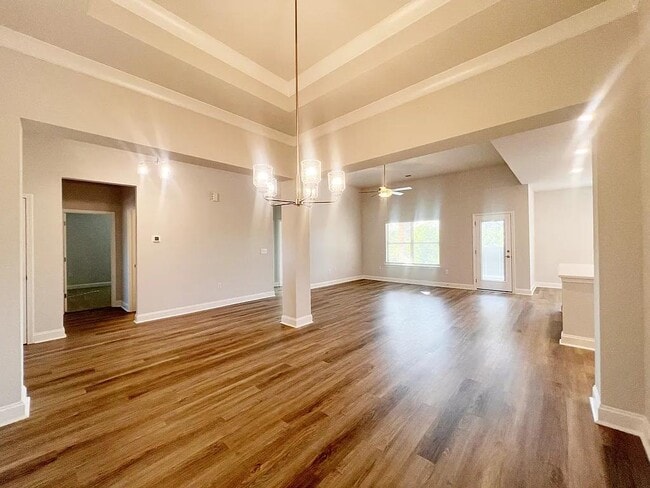 Building Photo - 335 Cypress Holw Trl