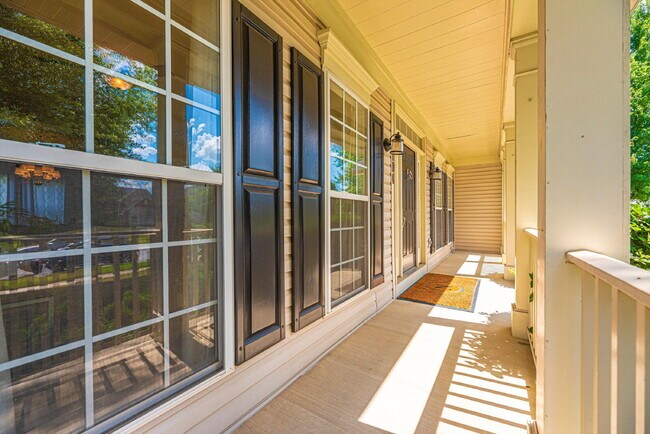 Building Photo - LEASE PENDING! Beautiful 4-Bedroom Colonial in Walkersville