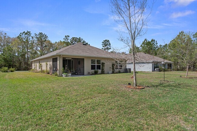 Building Photo - 5230 Diantha Way