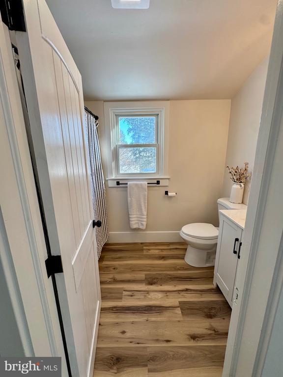 Building Photo - 927 Hamilton St