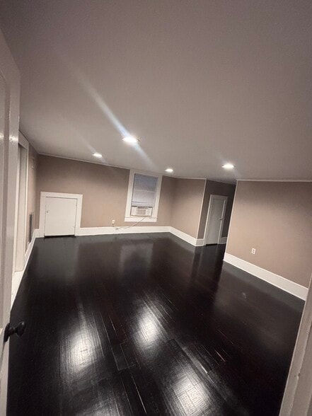 Building Photo - 104 Nouveau Ln