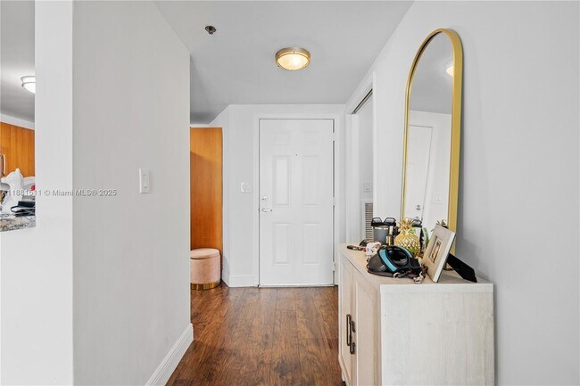 Building Photo - 6362 Collins Ave
