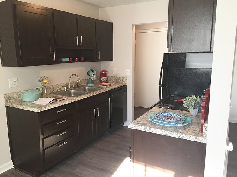 South Pointe Apartments 6220 N Murray Ave Hanahan SC 29410