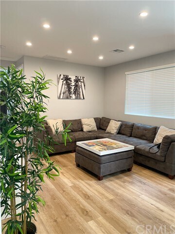 Building Photo - 13162 Ortley Pl