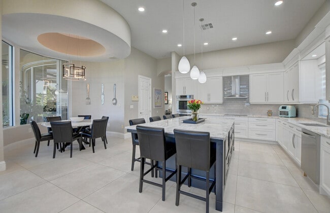 Building Photo - 19211 N Creekshore Ct