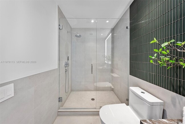 Building Photo - 500 Alton Rd