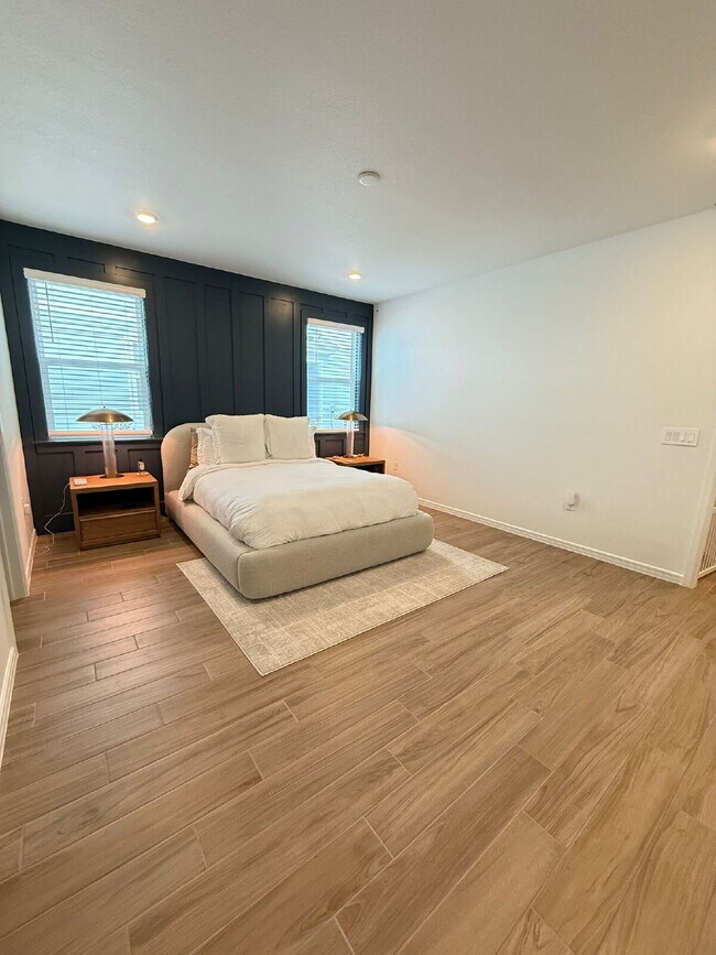 Building Photo - "Spacious 3-Bedroom Home in St. Cloud with...
