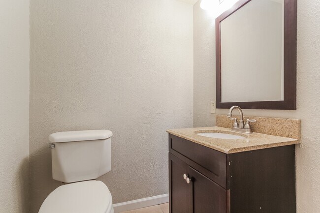 Building Photo - 18210 Widcombe Dr