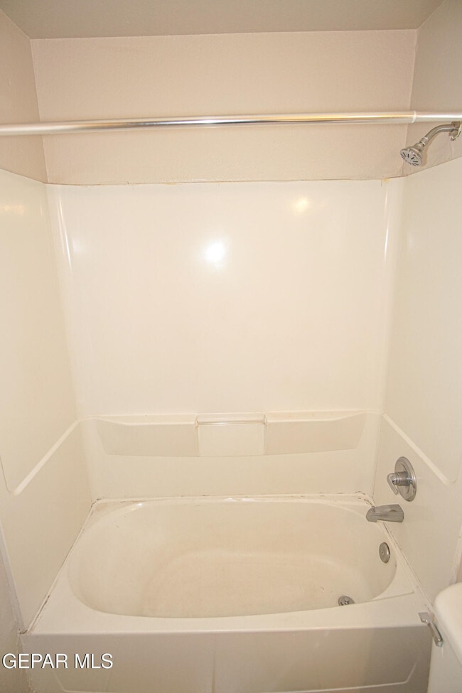 Building Photo - 11027 Sunshine Ct