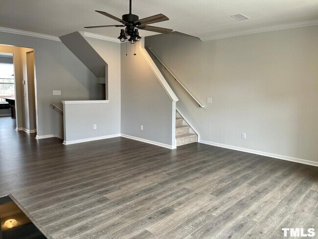 Building Photo - 343 Great Northern Sta