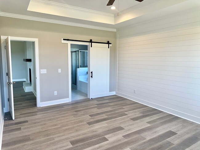 Building Photo - 1486 Summergate Dr